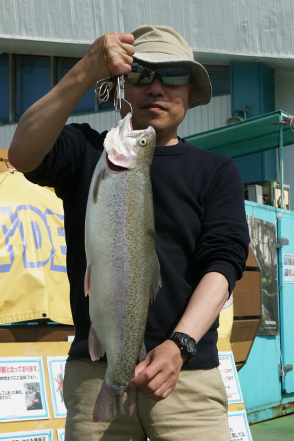 としまえんフィッシングエリア 釣果