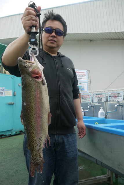 としまえんフィッシングエリア 釣果