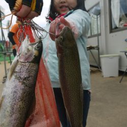 としまえんフィッシングエリア 釣果