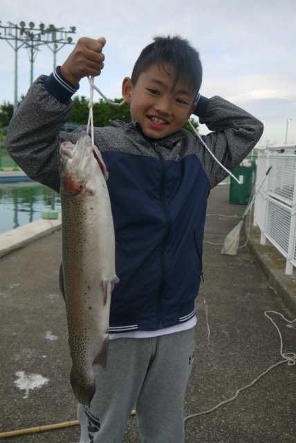 としまえんフィッシングエリア 釣果