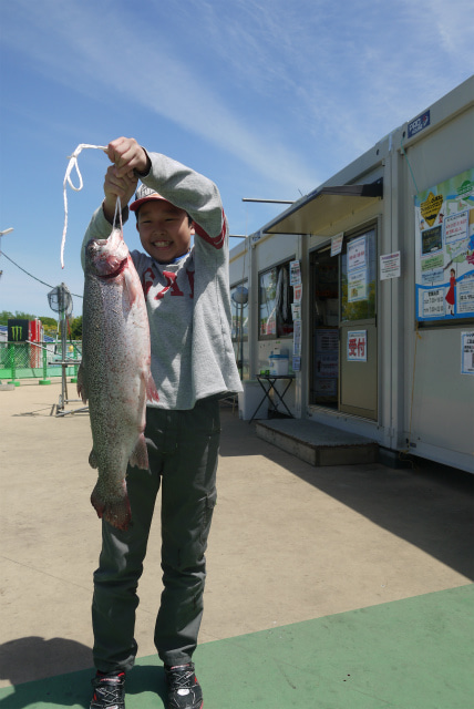 としまえんフィッシングエリア 釣果