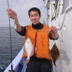 小樽港遊漁船SHAKE 釣果