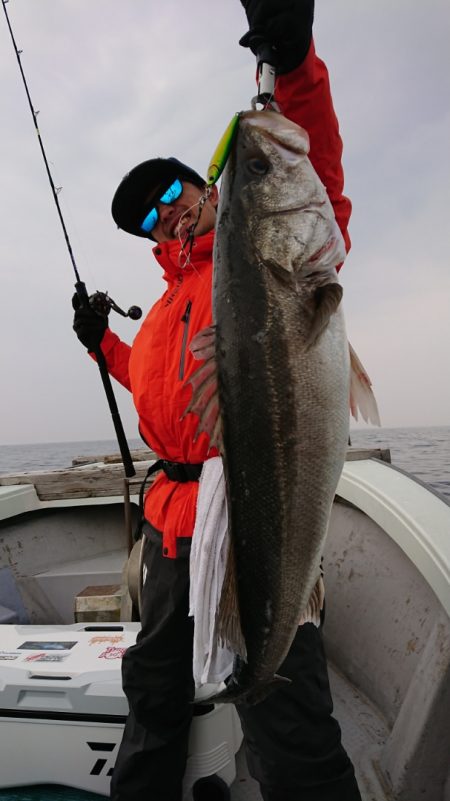 鷹王丸 釣果