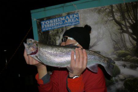 としまえんフィッシングエリア 釣果