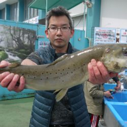 としまえんフィッシングエリア 釣果
