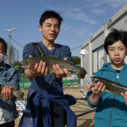 としまえんフィッシングエリア 釣果