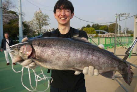 としまえんフィッシングエリア 釣果