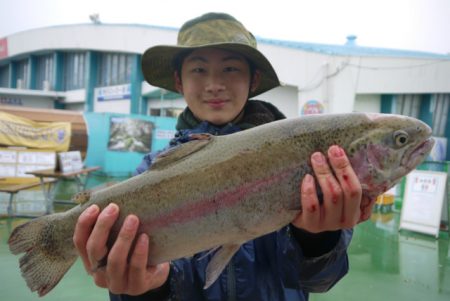 としまえんフィッシングエリア 釣果
