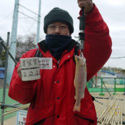 としまえんフィッシングエリア 釣果