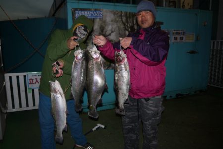 としまえんフィッシングエリア 釣果