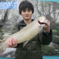 としまえんフィッシングエリア 釣果