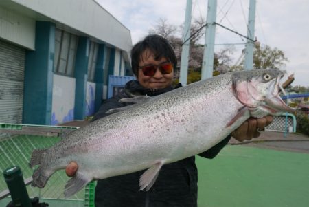 としまえんフィッシングエリア 釣果