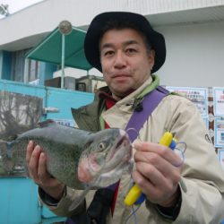 としまえんフィッシングエリア 釣果