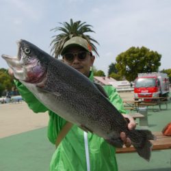 としまえんフィッシングエリア 釣果