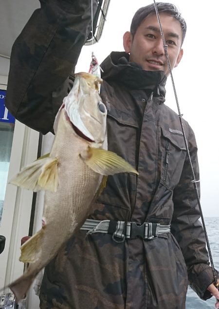 遊漁船　家入 釣果