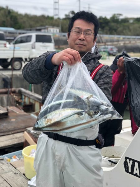 丸万釣船 釣果