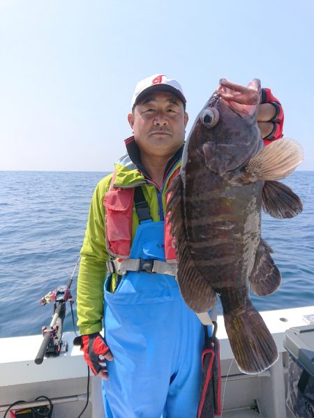 エンペラー 釣果