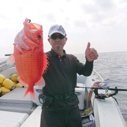 エンペラー 釣果