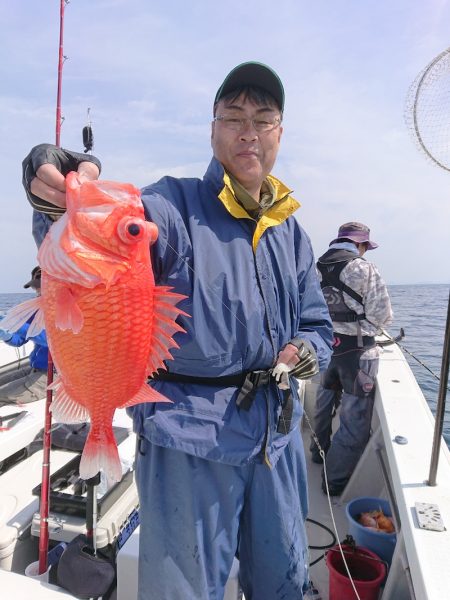 エンペラー 釣果