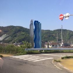 キスを求めて黄昏サーフ旅