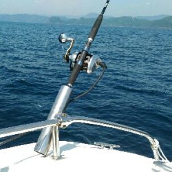 義父の船で土佐市宇佐沖にて鯛サビキ・ちょい投げ