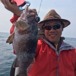 再び出た!!ビッグアコウ!!自己新記録!!マイボートで丹後タイラバ釣行