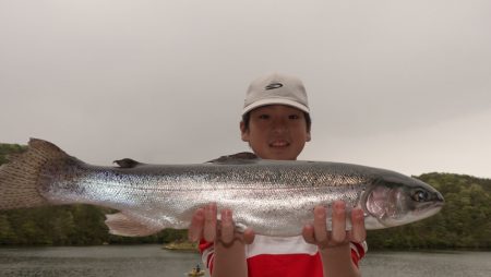 フィッシングレイクたかみや 釣果