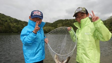 フィッシングレイクたかみや 釣果