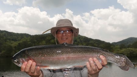 フィッシングレイクたかみや 釣果