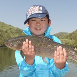 フィッシングレイクたかみや 釣果