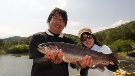 フィッシングレイクたかみや 釣果
