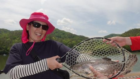 フィッシングレイクたかみや 釣果