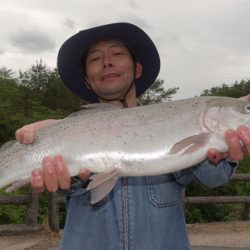フィッシングレイクたかみや 釣果
