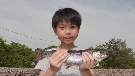 フィッシングレイクたかみや 釣果