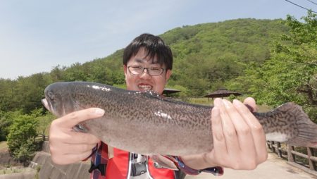 フィッシングレイクたかみや 釣果