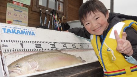 フィッシングレイクたかみや 釣果