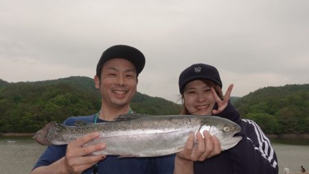 フィッシングレイクたかみや 釣果