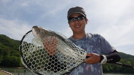フィッシングレイクたかみや 釣果