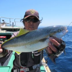 真祐丸 (しんゆうまる) 釣果