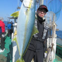 真祐丸 (しんゆうまる) 釣果