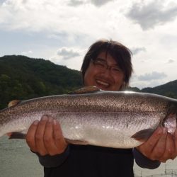 フィッシングレイクたかみや 釣果