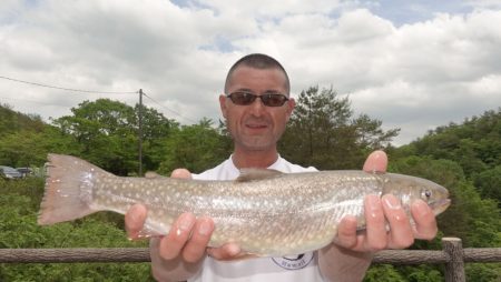 フィッシングレイクたかみや 釣果