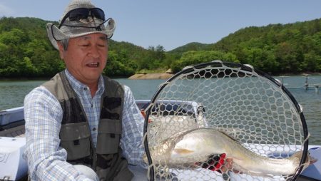フィッシングレイクたかみや 釣果