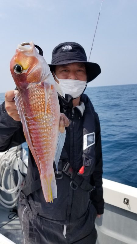 珀宝丸 釣果