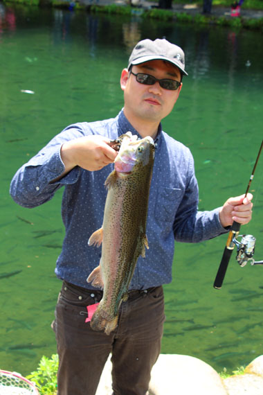 小菅トラウトガーデン 釣果