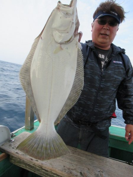 真祐丸 (しんゆうまる) 釣果