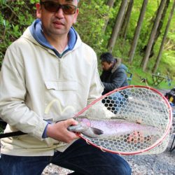 小菅トラウトガーデン 釣果