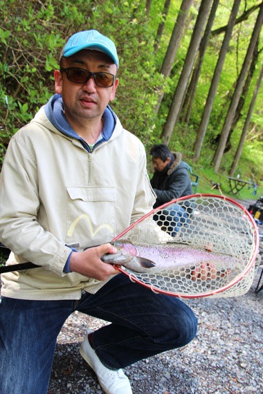 小菅トラウトガーデン 釣果