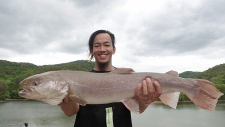 フィッシングレイクたかみや 釣果