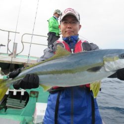 真祐丸 (しんゆうまる) 釣果